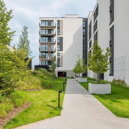 Апартаменти Lopuszanska Modern With Balcony Варшава